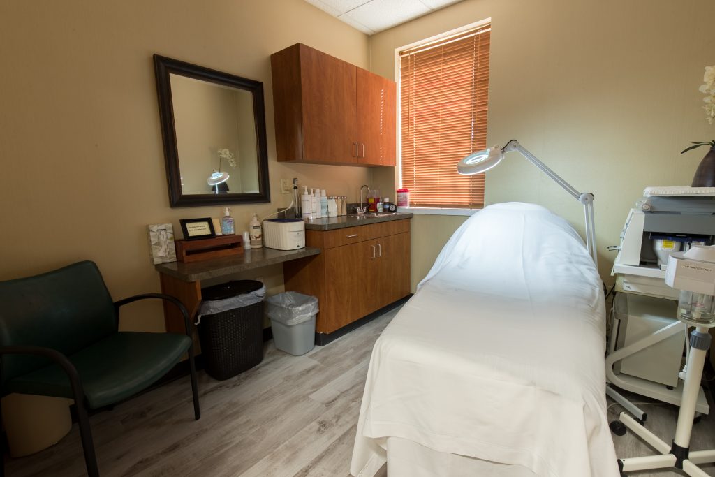 Springfield office doctor's office with equipment and patient recliner